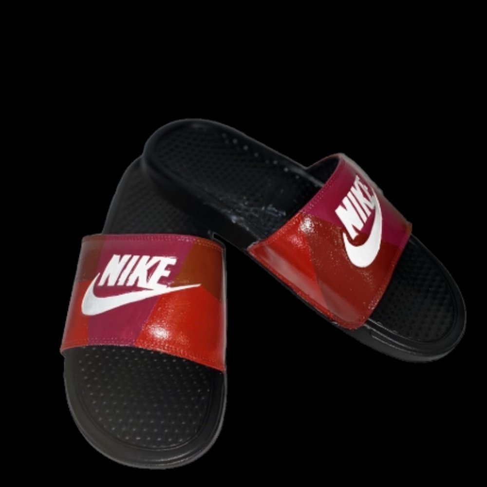 Monochromatic slides